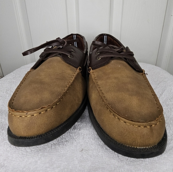 Brown Nautica Boat Shoes with Suede Material and Dark Brown Laces - Picture 2 of 4